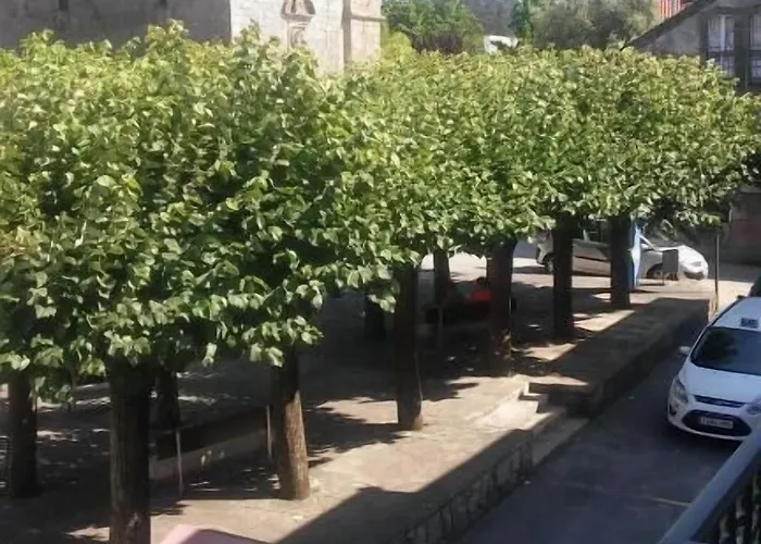 A Fontina Πανσιόν Cuntis